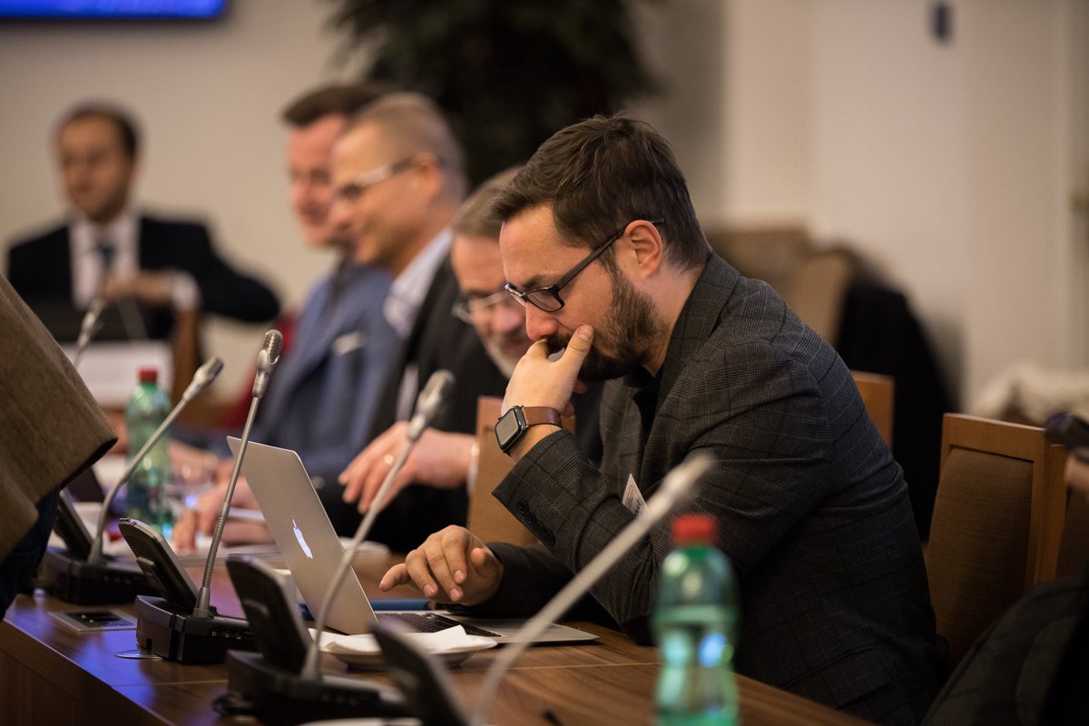 SmartLightingS1's tweet image. V pondělí 4. listopadu jsme, pod záštitou našeho ústavu  #smartlightingsolution @SmartLightingS1 , úspěšně uskutečnili odbornou #konferenci věnovanou problematice #5G. Více v článku:
smartlightingsolution.cz/odborna-konfer…
#bezpecnost #prosperita  #vysokorychlostniinternet  #SLS