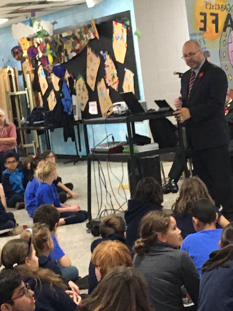 <a href="/StGabriel_EMSB/">St. Gabriel Elem</a> #RemembranceDay2019 #weremember #honor #appriciation #MTL