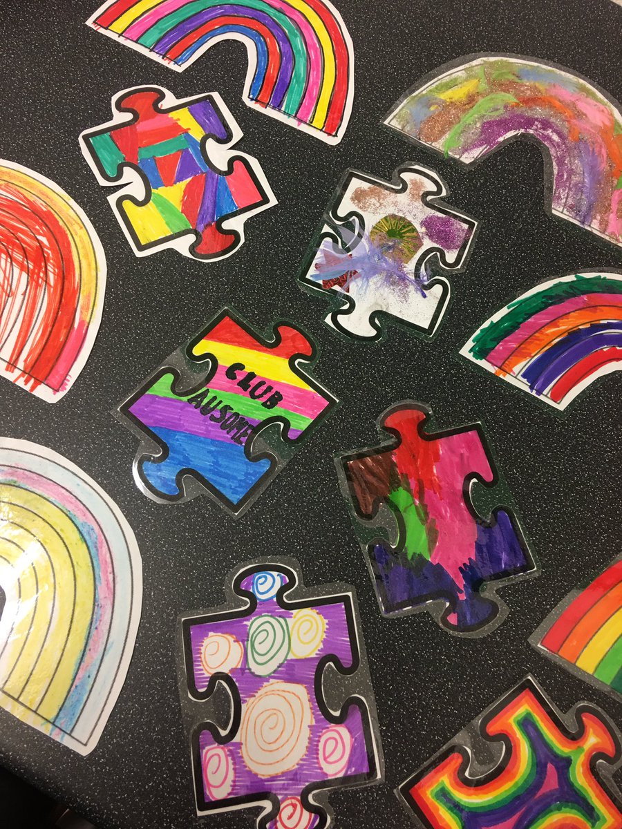 Lovely session at Youth Club tonight. 
These decorations are going to look amazing ❤️ #Christmas2019 #AutismAwareness #PuzzlesAndRainbows #AmazingArt