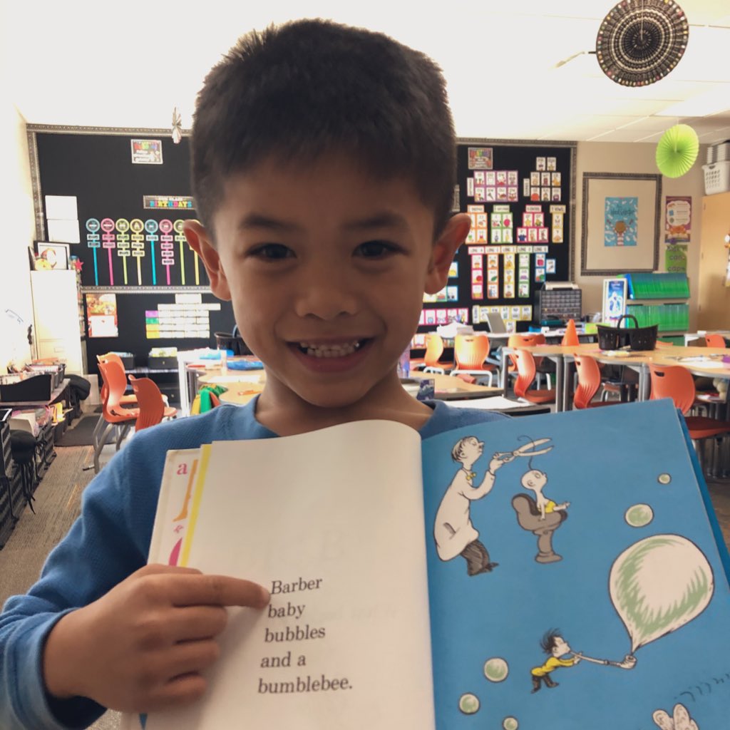 mbschcounselor's tweet photo. “Mrs. Barber - you’re in my book!” His excitement was 💯 - ♥️ my #MorrisJays kiddos! 🤗 #relationshipsfirst #everythingelsesecond https://t.co/bDPtpHFWfh