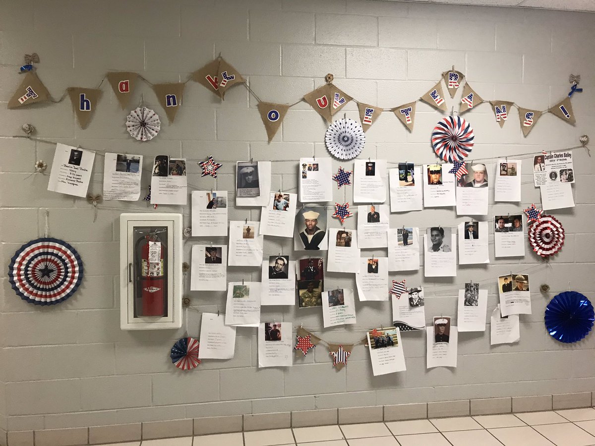 JAVitovsky_Elem's tweet image. We ❤️our Veterans @JAVitovsky_Elem !!