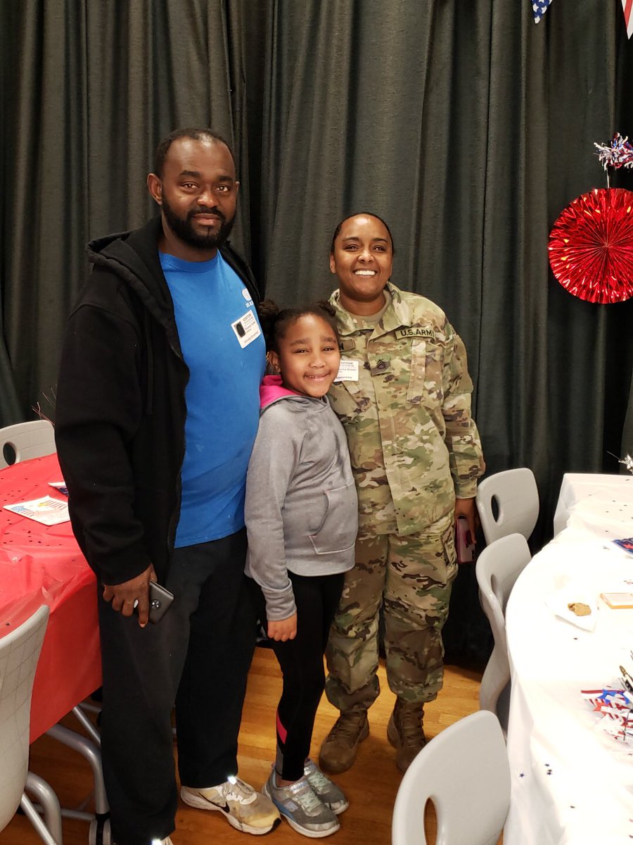 JAVitovsky_Elem's tweet image. We ❤️our Veterans @JAVitovsky_Elem !!