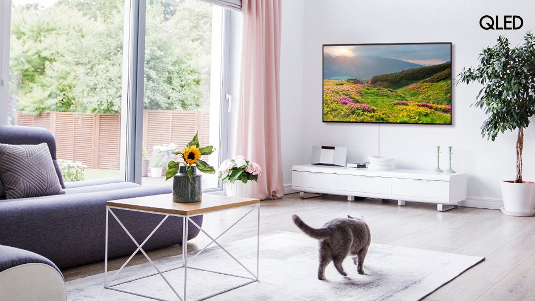 SamsungPeru's tweet photo. La mejor calidad de imagen en cualquier situación. Con la tecnología #DirectFullArray de la #QLED, descubre un nuevo nivel de precisión y observa todo con verdadera claridad. Conoce más aquí https://t.co/xETgz1lpgf https://t.co/JsVphkPJMx