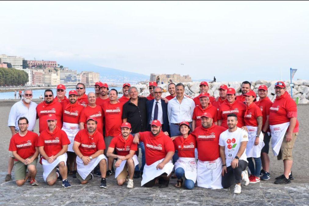 SacconesPizza's tweet photo. Out of the 30 contestants who participated at the Trofeo Caputo World Pizza Championship's 1st traditional American Pizza Division, our founder and owner, Daniel Saccone, placed BOTH 8th and 15th. Congrats to all who participated! https://t.co/24ZH3N1jNW