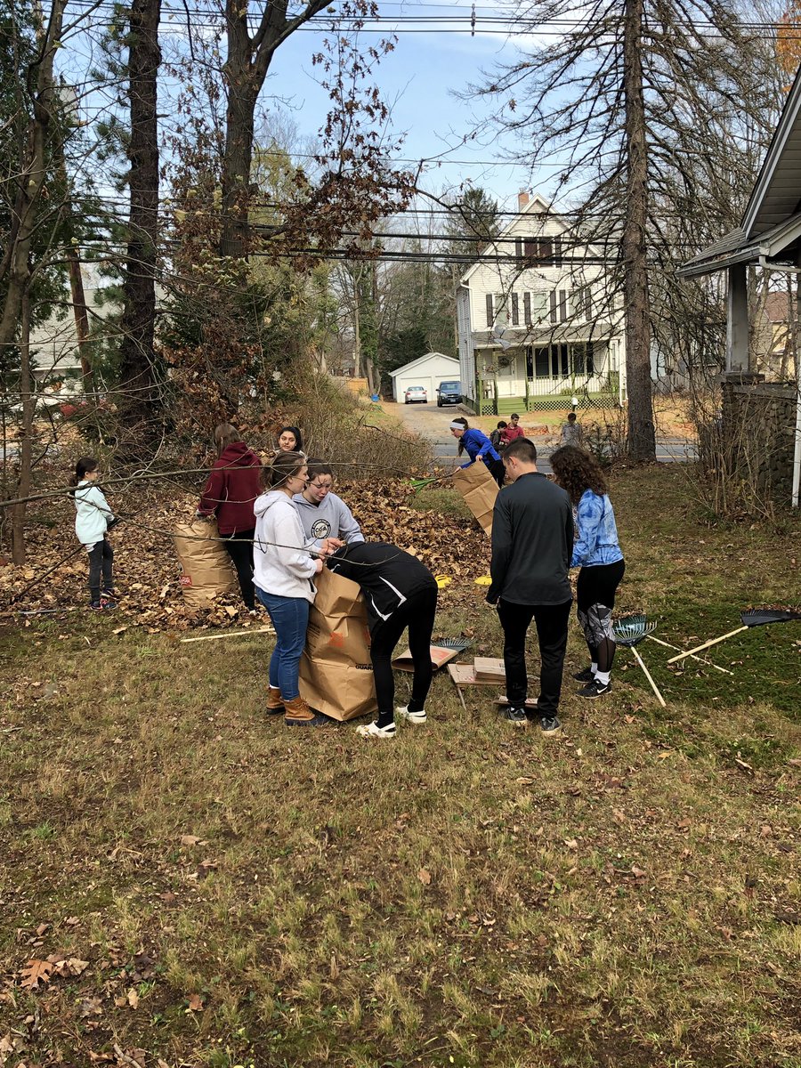 MTS_StuCo's tweet photo. Thank you to all students and staff who helped make leaf raking today a success! (Guest appearance by Nico) https://t.co/uzFXiXQKmV