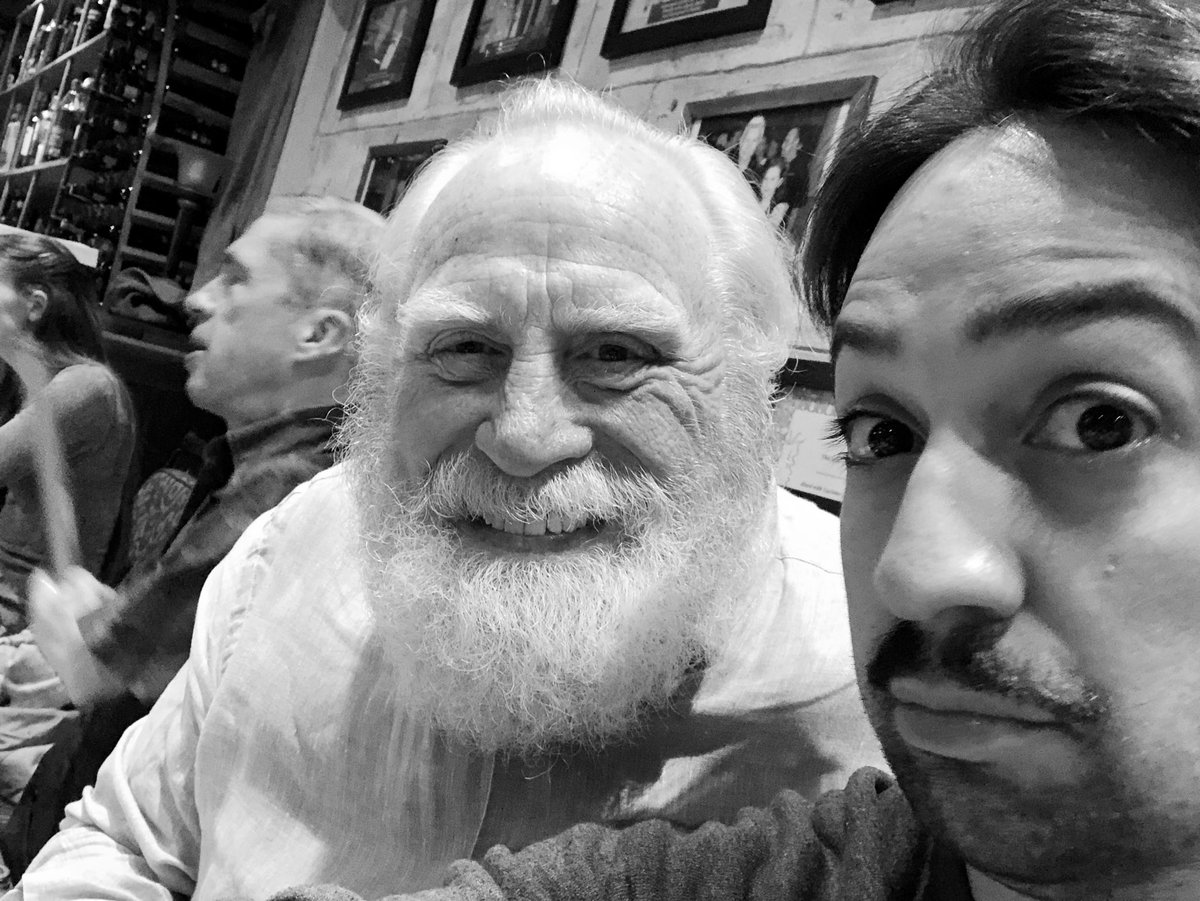 Lin_Manuel's tweet image. Italian dinner w The Gyptians, 
🏴󠁧󠁢󠁷󠁬󠁳󠁿 2018
See them wreck shop tonight on #HisDarkMaterials