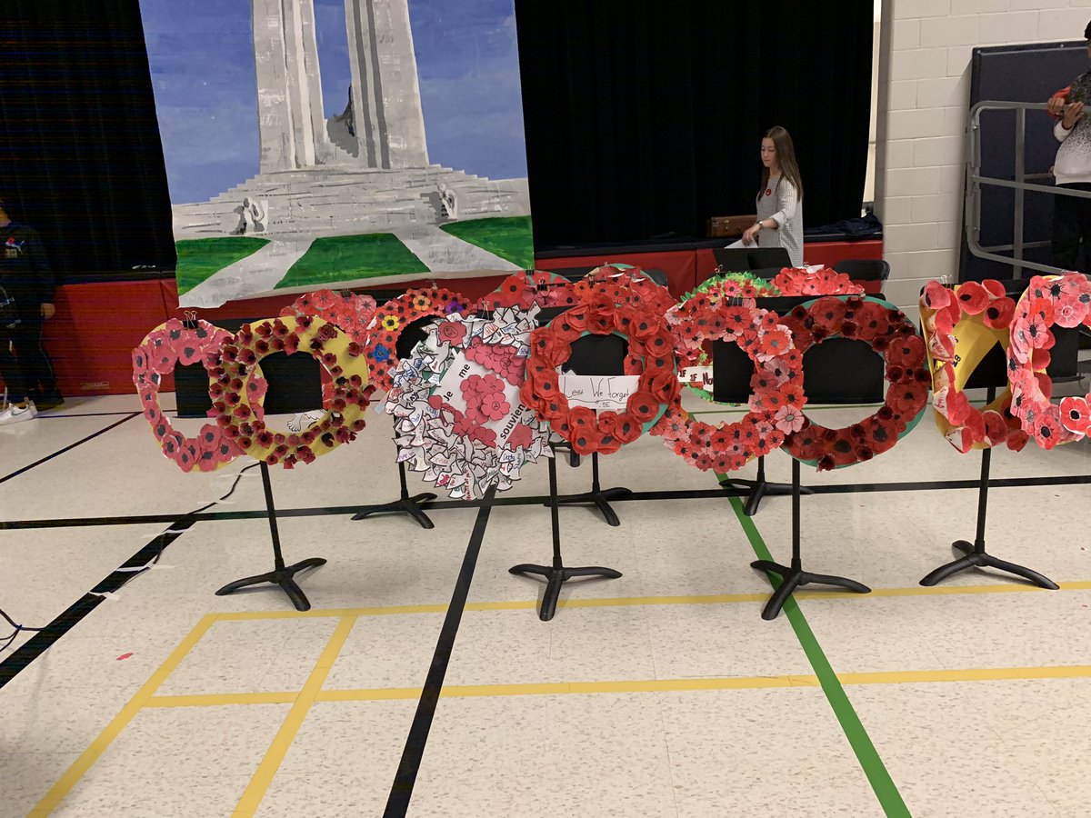 MmePanchoo's tweet photo. Fairlawn se souvient @FairlawnPSPDSB https://t.co/z9bFPMTnub