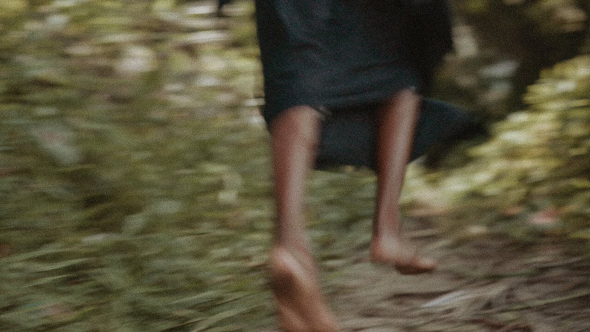 TheFeuss's tweet photo. 1/2 Jebale Screenshot Video #project #video #cameroon #videography #shortfilm #fredy 📽 https://t.co/YEfqAXGstu