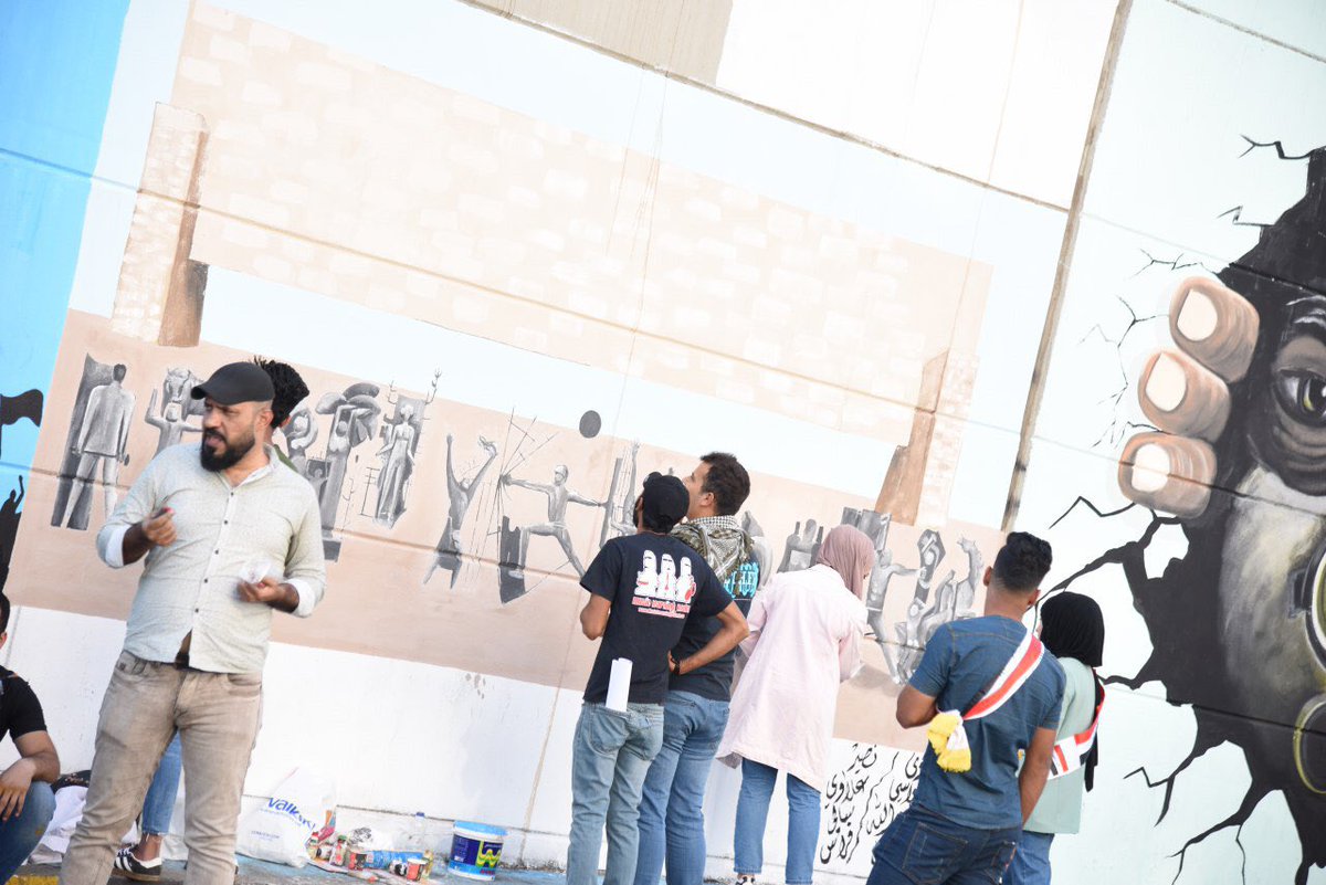 Sarah888's tweet photo. The protesting #youth known by their love of #gaming is referred to as the PUBG generation.The Tuc Tuc, has become a symbol of the brave teenagers that drive injured protestors, acting as ambulances often under fire & clouds of tear gas #IraqProtests #free_thinking #العراق https://t.co/Km32FJJGTt