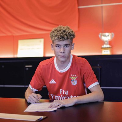 MolnarRay's tweet image. ❤️