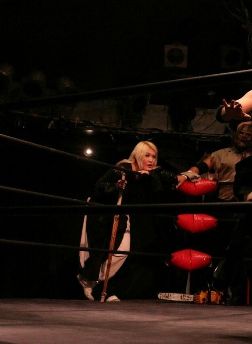 deborahk1216's tweet photo. おはようございます
先日の #IMPACT8 のお写真をいただいたので一部ペタリ
この感じ、、、久しぶり
白いデボラも
黒いデボラも
どちらも本当の私 https://t.co/yWmiMDKsbp