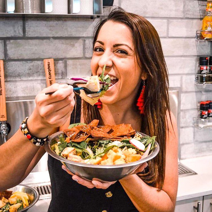 We love that <a href="/SalataSalads/">Salata</a> lets you get creative with your lunch. This fresh pick by <a href="/mixeats/">mixeats</a> looks delicious! 🥗 #ATLDTN #lunchgoals