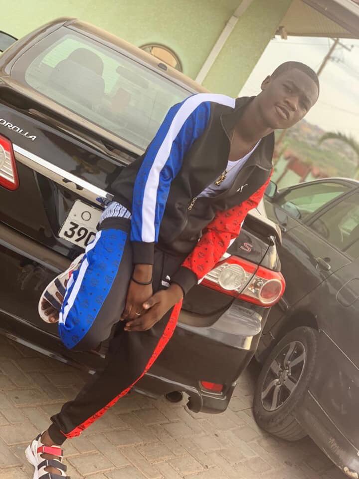 CMBOSSONE1's tweet photo. @shattawalegh DE DANCEHALL KIDD @BABAOO19 IS WAITING FOR UR PERMISSION TO DEAL WITH ALL DE UNDERGROUND ARTIST LIKE @kwakusmoke AND THE REST TO RESPECT THEY’RE ELDERS https://t.co/EZdxBfFuM2