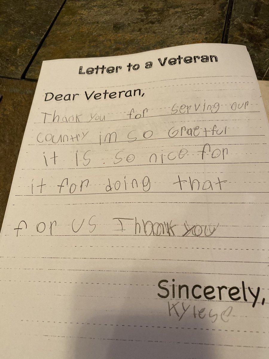 MeganSmall20's tweet photo. Thank you Veterans! 🇺🇸❤️ #veteransday2019 #epicMNES #teamLCPS https://t.co/FT8xHTDZjr