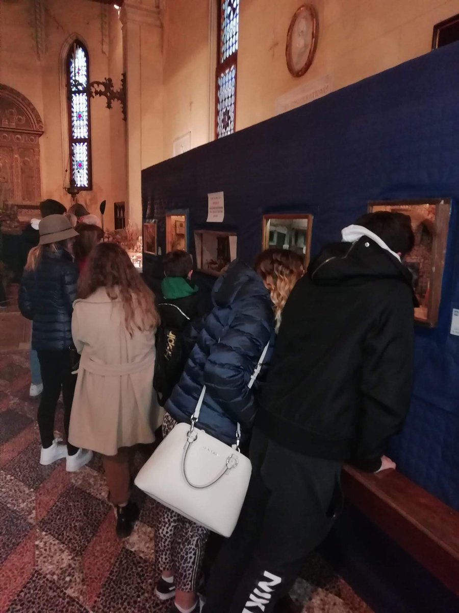 aiapvr's tweet photo. Allestimento Presepistico AIAP Verona alla Cappella Gentilizia del Castello di Thiene. Tempo di Natale edizione 2019. #presepi #diorami #Verona #AIAP #navidad #CastelloDiThiene #Thiene #navidad #nativity #crib https://t.co/eN40nwh2Xy