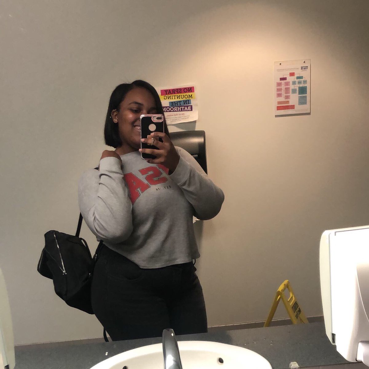 Laurell ✨ tweet media