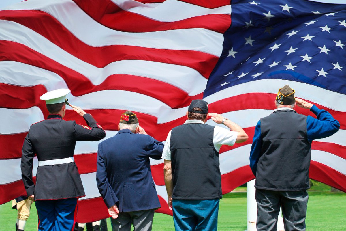 ccg_scheduling's tweet image. A heartfelt Veterans Day salute of thanks to those who made the ultimate sacrifice of service for our country while protecting the freedoms of our great nation. 
#veterans #military #usna #patriots #army #navy #airforce #marines