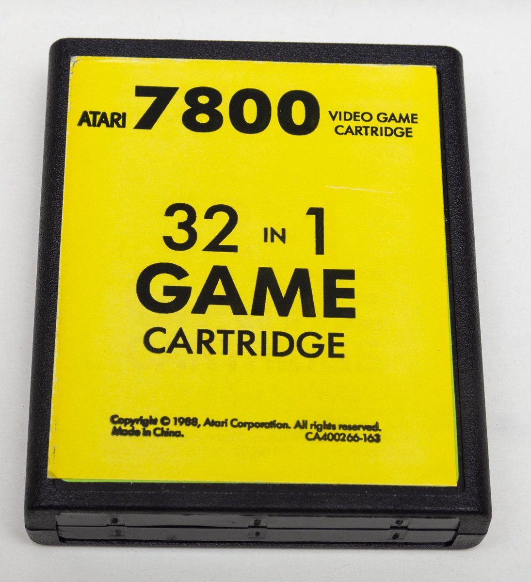 You may remember that I don't collect Atari 7800 stuff. No big explanation; it's just my preference. So why'd I want this 32-in-1 7800 cart?Answer #1: it's fairly uncommon.Answer #2: it's not a 7800 cart!