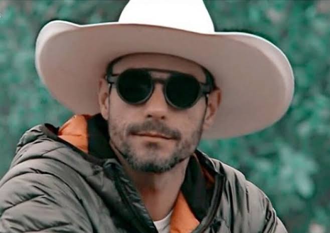 SUPOSTA ROÇA QUEM VOCÊ VAI VOTAR PARA FICAR?

🔁RT DIEGO

❤️FAV LUCAS  

#RocaAFazenda