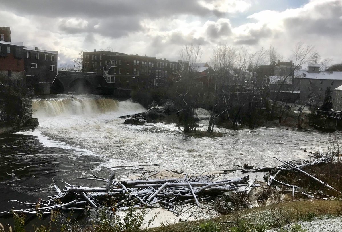 The power of water! #Middlebury VT with ⁦<a href="/TPUDC/">TPUDC</a>⁩ #placemaking #downtown #balancewithnature