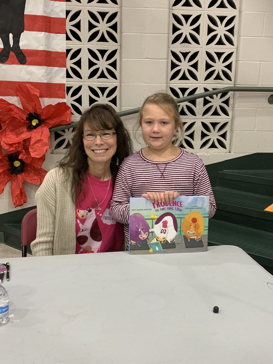 DuelloLibrary's tweet image. We had a great day meet Jody Jensen Shaffer, author of “Prudence the Part-Time Cow!” @duello_elem #wsdlearns  #duellolearns