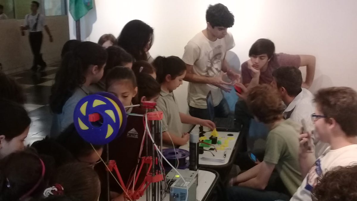 colegioICADE's tweet photo. Compartimos momentos de la muestra de proyectos "Lo que vi lo aprendí, lo que hice lo sé" https://t.co/LdbAvgFXIF