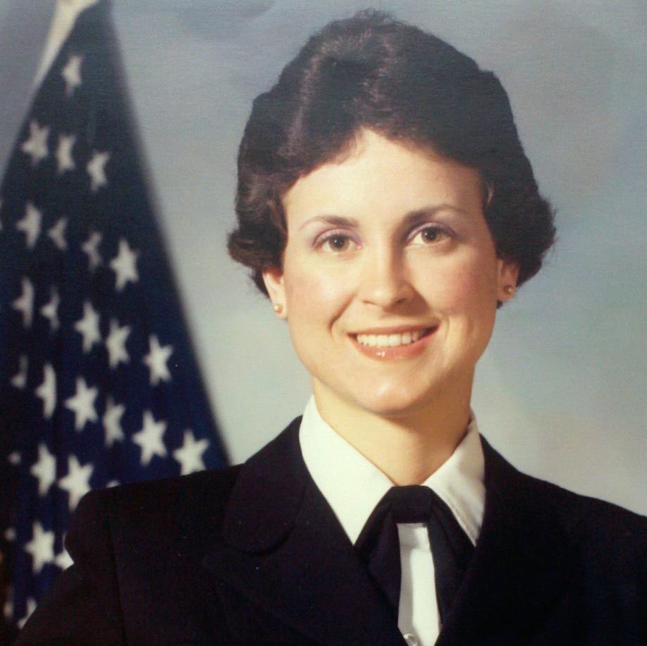 Our third grade students spent their literacy block honoring and learning about Veterans Day. We would like to give our heartfelt thanks to Mrs. Vasquez  <a href="/USNavy/">U.S. Navy</a> and all of our Westview families who have served our country.🇺🇸 #bulldogstrong <a href="/ISD196schools/">DISTRICT 196-ʀᴏsᴇᴍᴏᴜɴᴛ-ᴀᴘᴘʟᴇ ᴠᴀʟʟᴇʏ-ᴇᴀɢᴀɴ sᴄʜᴏᴏʟs</a> #veteransday