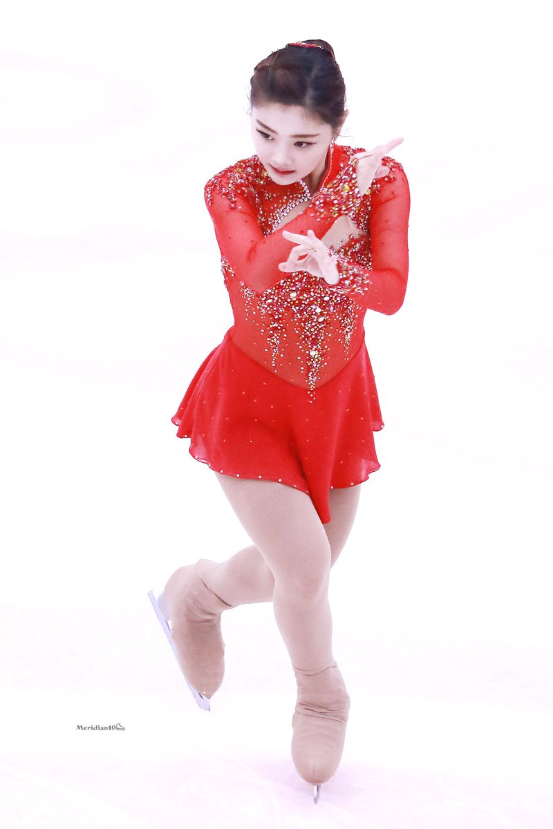 figure_ko's tweet image. #HaNulKim fs dress
#edgeplus
instagram.com/p/B4u8CHhnM7r/…