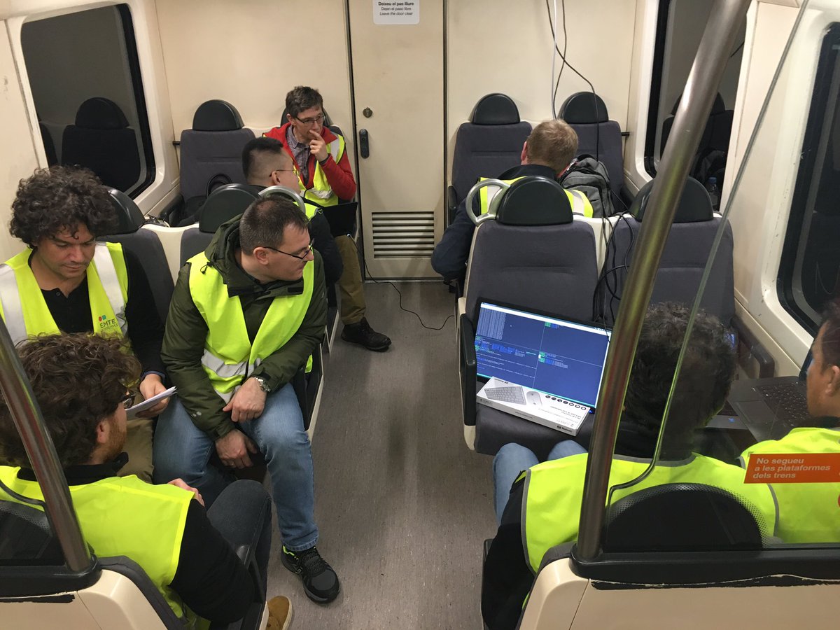Busy night in the surroundings of Barcelona. We are carrying out tests for the <a href="/5G_PICTURE/">5G-PICTURE Project</a> Railway demonstration in the moving train from Martorell to Olesa de Montserrat <a href="/5GPPP/">5GPPP</a> #H2020 #railways #5G
