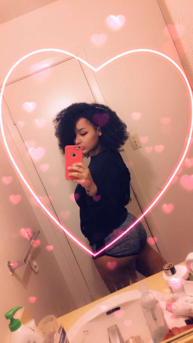 _stillclassic's tweet photo. My hair ain't the only thing that has grown.
.
.
My love for you papi has too
Add me on Snapchat: foreign-deedee https://t.co/fF8v3xxUvX