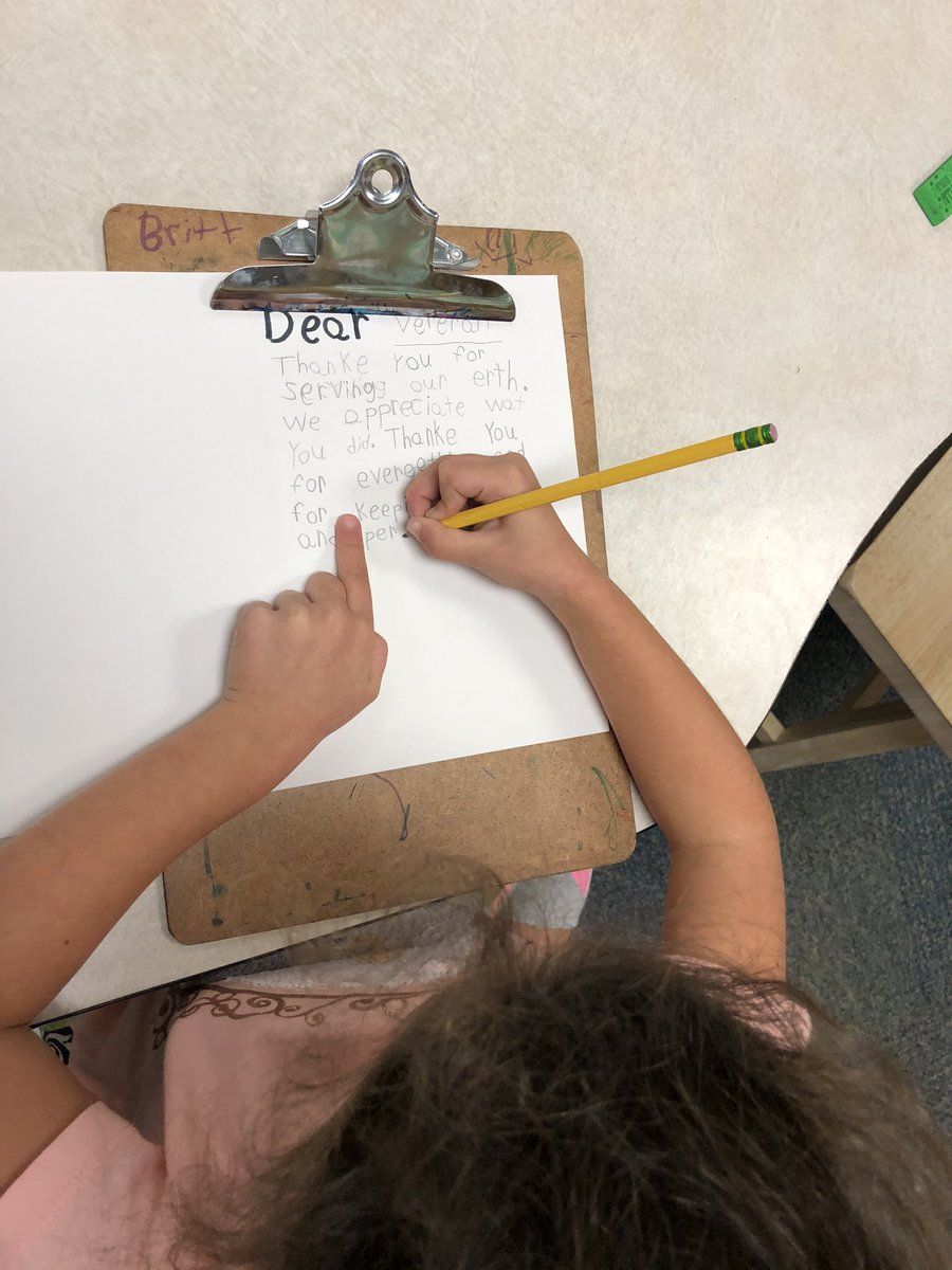MrsWardsPack's tweet photo. Precious @FCEhse children honor our veterans today and everyday.  ❤️🇺🇸  “May we think of freedom, not as the right to do as we please, but as the opportunity to do what is right.” -Peter Marshall #ThankYouVeterans #FCEfish https://t.co/8KBoN3SNxv