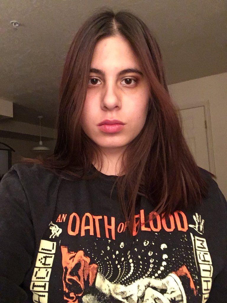 aurumscarce's tweet photo. no one wanted me to buy this shirt but ๐คทโโ๏ธ #gmmwinface https://t.co/HpCNtFhW99
