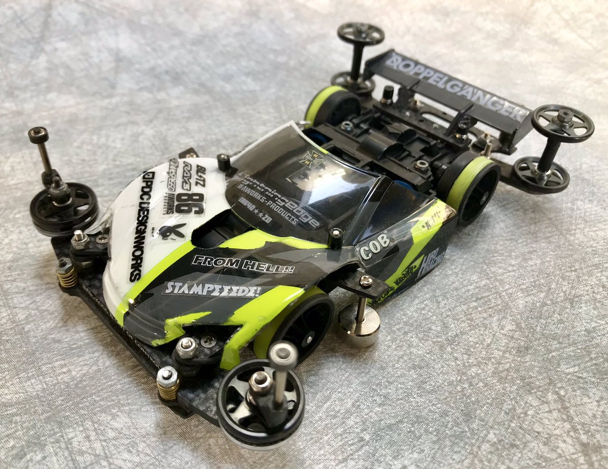 コンデレ】 エダムラ@∧worksさんの『 ライキリ』です😊黒×蛍光