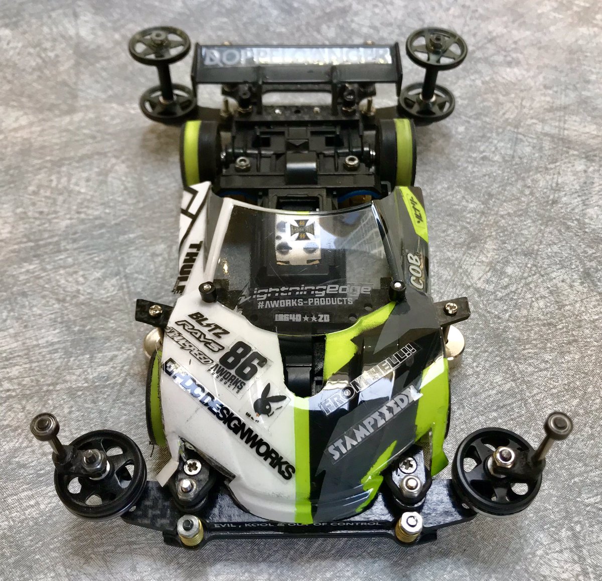 コンデレ】 エダムラ@∧worksさんの『 ライキリ』です😊黒×蛍光