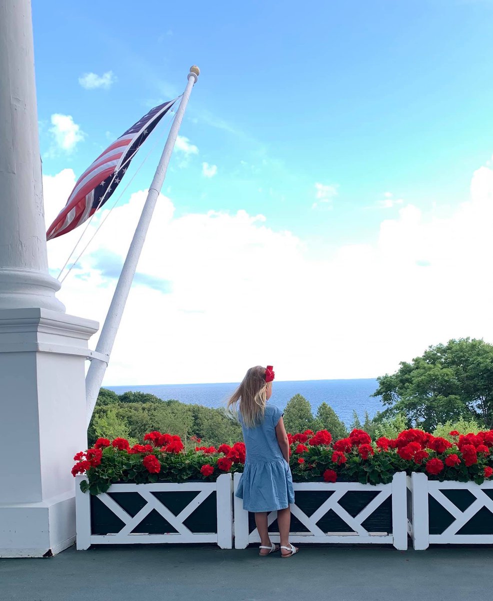 mrsgrun4th's tweet photo. #GrandPhotoContest2019
#AmericasSummerPlace
My favorite picture from Mackinac Island 2019 https://t.co/TuSKc90347