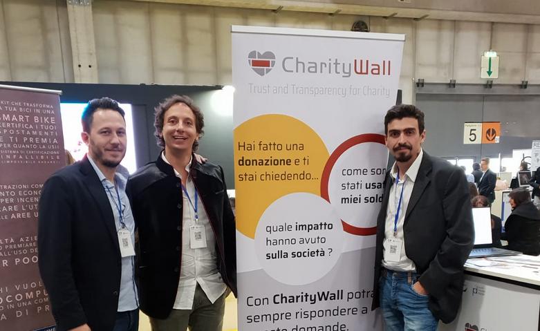 CHARITYWALL11's tweet photo. Si vola negli USA.
https://t.co/uL7qLw1zp5
#charitywall #BlockLand #BlockChain #Cleveland

https://t.co/eEmiOJx4ke https://t.co/8Wa6EDcVn7