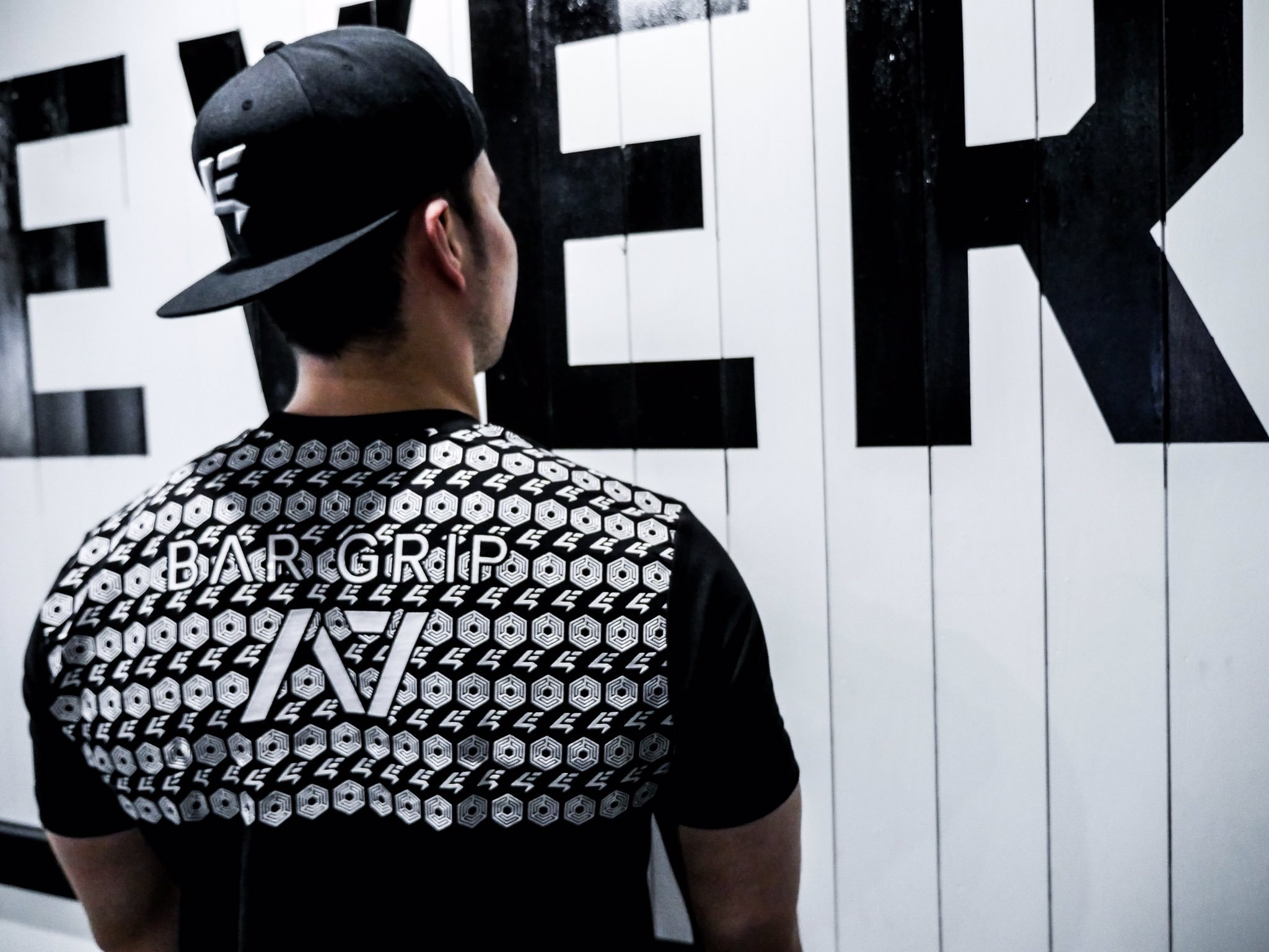 未開封　A7 × EVERLIFT BAR GRIP T-Shirt Lサイズ EVLT BAR GRIP T-shirt V2 | EVERLIFT STORE