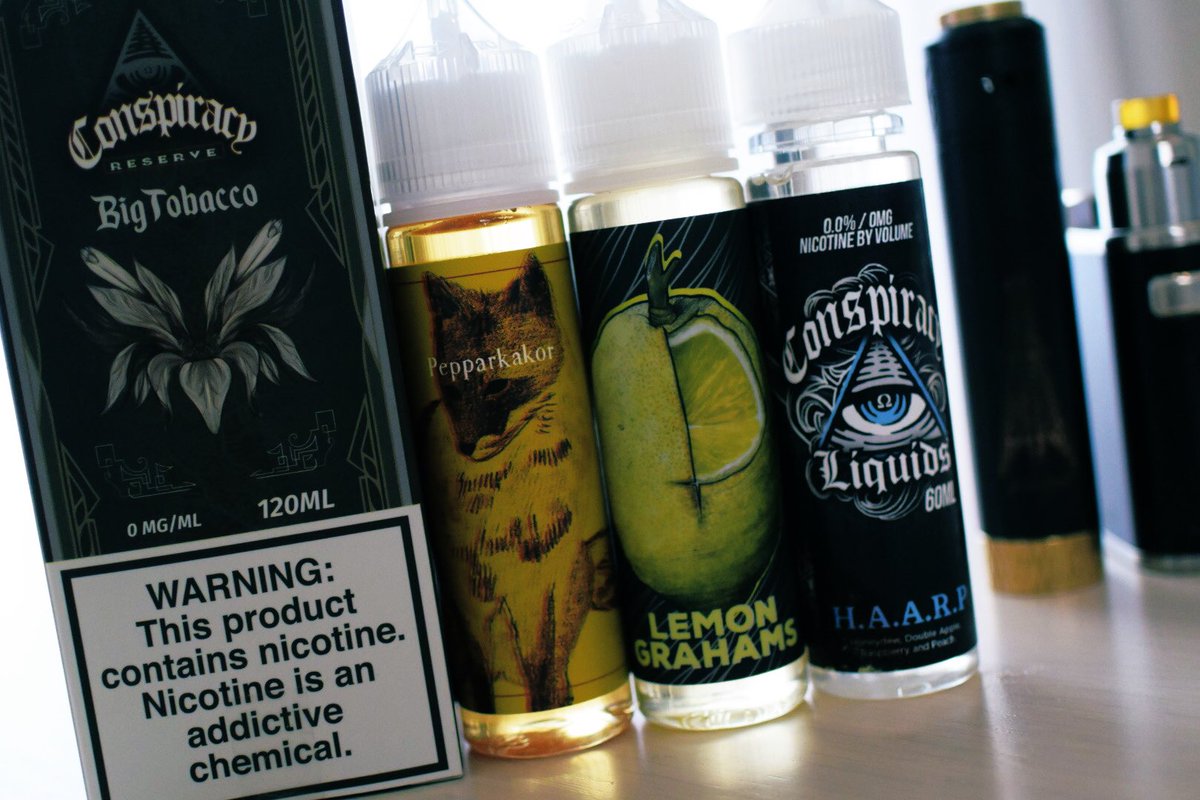 o_ysms's tweet image. @leon_vape さんで購入。
新しいリキッドと常飲リキッドをセール価格で提供していただきました。
おかげさまで冷蔵庫のリキッドスペースはパンパン。
幸せ〜
行くべき！
@LEONITO110 
#rigmod
#descendant
#goon25
#krma
#pico21700