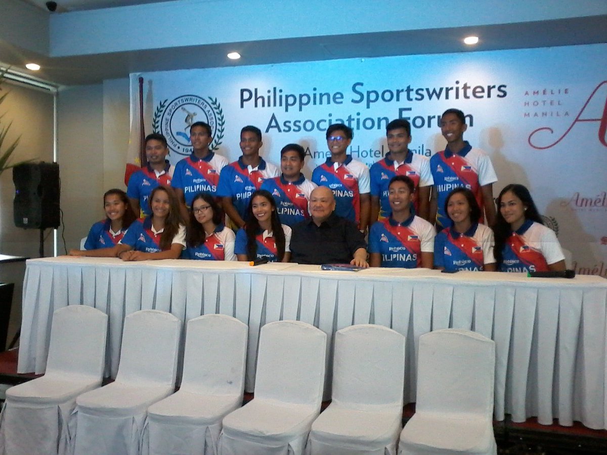 theo78's tweet photo. Meet our national beach volleyball team! ๐ https://t.co/fU9hR7Pubs