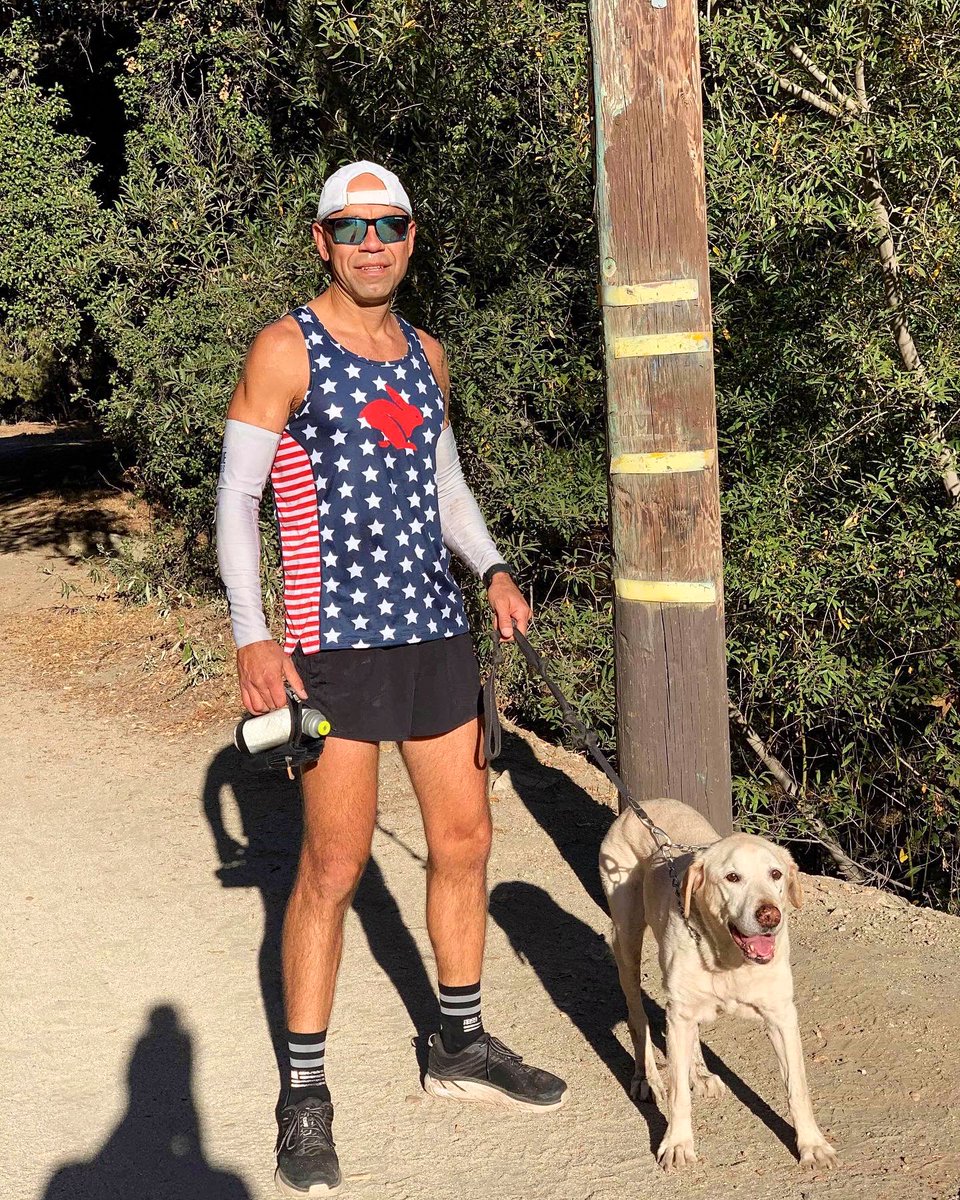 NYRJERRY's tweet photo. With Respect, Honor and Gratitude. Thank you Veterans.
#VeteransDay #runwithuspasadena #runinrabbit #rabbitELITEtrail #timetofly #hokaoneone #clifton6 #hokaflyer #vfuel #dumpfructose #VFE https://t.co/6OebpFSyxx