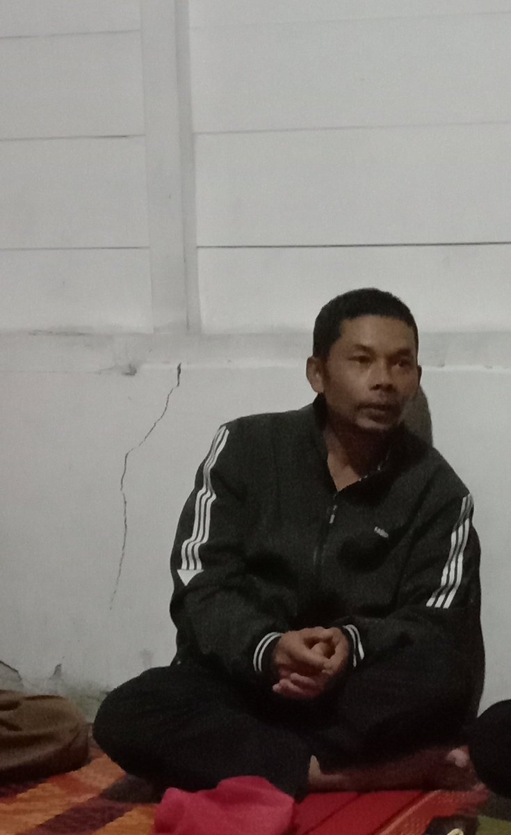 DimasAl24105175's tweet photo. Orang yang tak pernah mengeluh banting tulang untuk mnghidupi kami anak² nya  #HariAyahNasional https://t.co/h0LhStZgI9