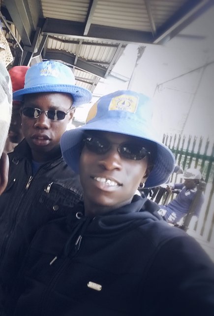 Bpho997Y6K37's tweet photo. Mina nabomashinga bam on Sunday we were at jozi sishaye i round nje #jozi lezinto https://t.co/m2fYPTr1yR