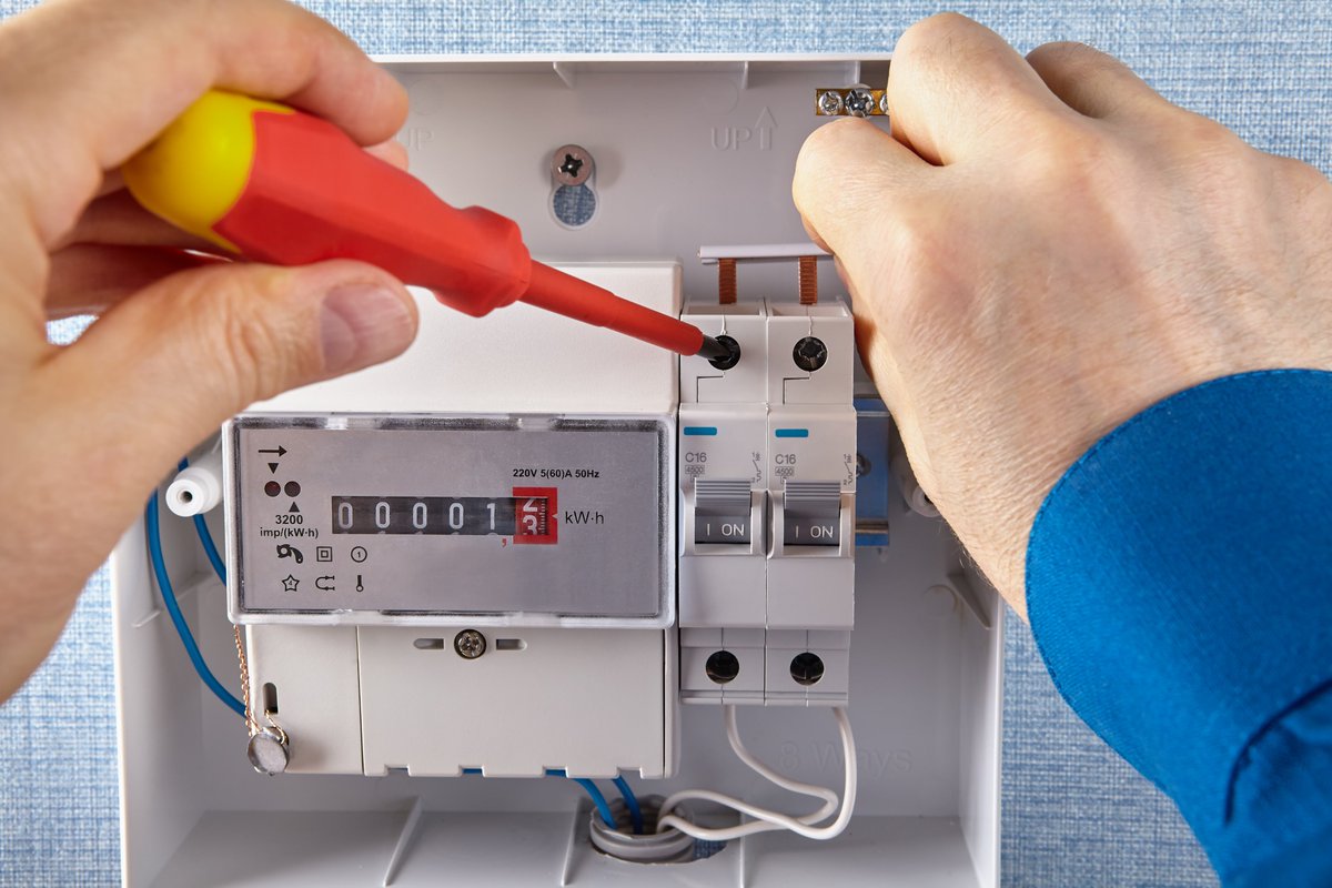Farhana_Rayzal's tweet image. Provide the best #FieldServiceSolution for #ElectricalServices with the assistance of #QuikAllot - the leading FSM software! bit.ly/2XLyNYD

#FSMSoftware #FieldManagementServices #FSM