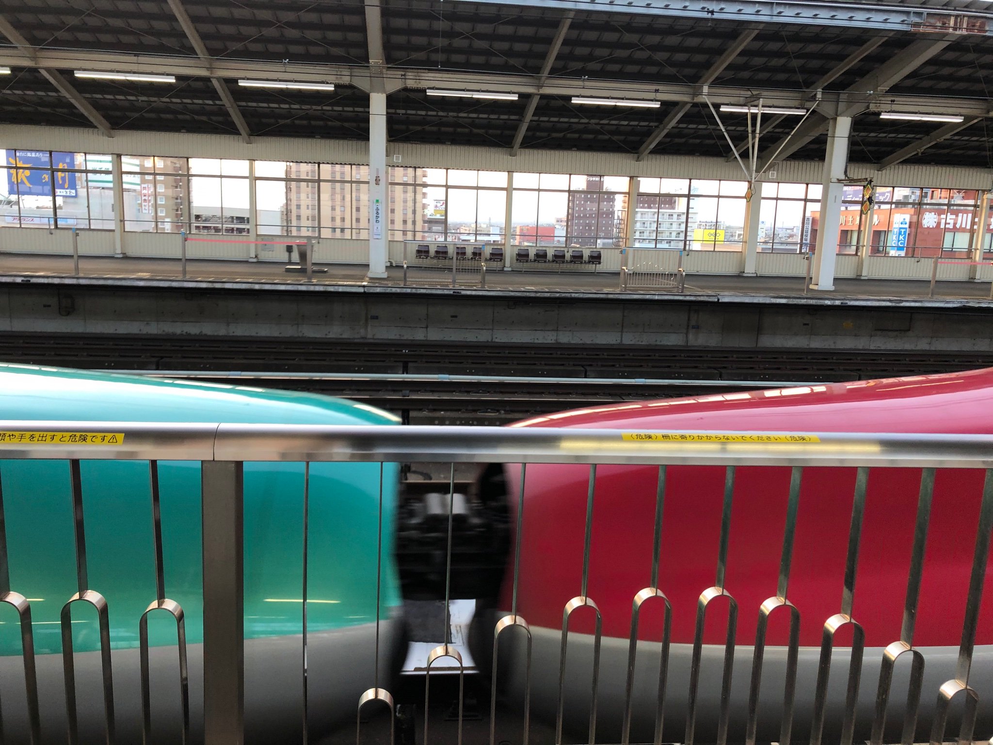 庄司 巧 知人の葬儀終えて 東北新幹線 古川駅 宮城県大崎市 からやまびこ東京行きで名古屋へ帰ります 東京経由で名古屋まで 4時間の新幹線旅です T Co Vyzbujrcyw Twitter