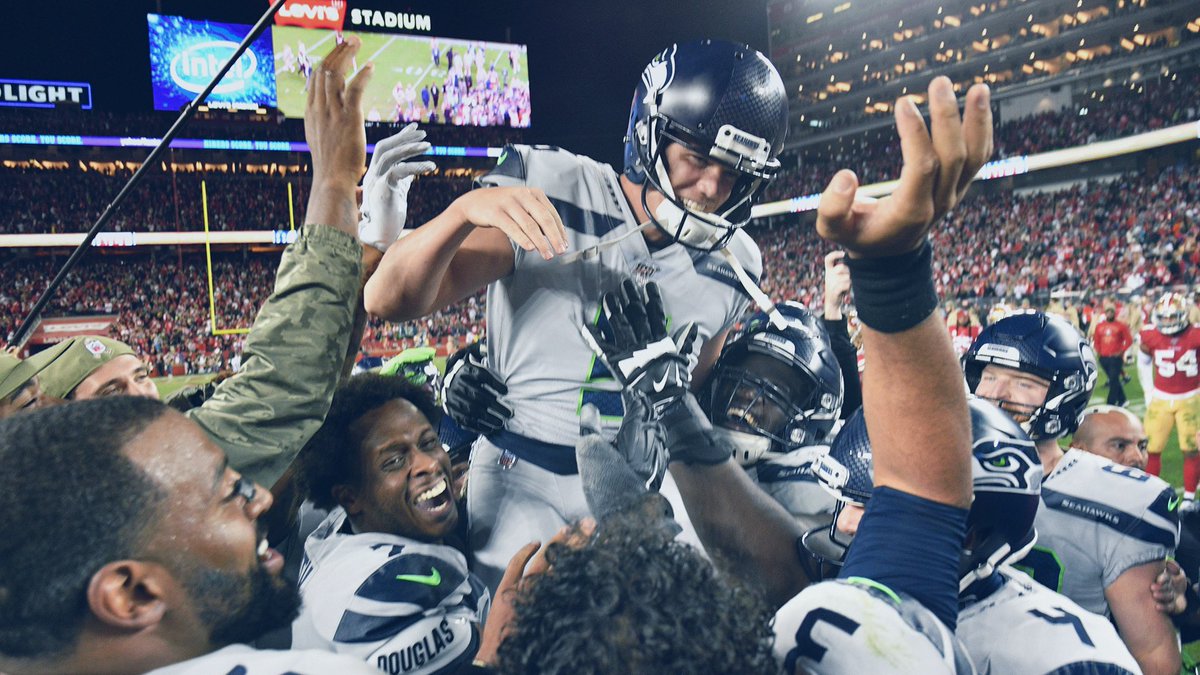 Seahawks's tweet image. #SEAHAWKS NEVER QUIT.