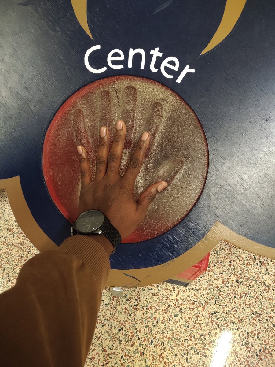 cfade80's tweet image. Whoa!! 😲😲😲