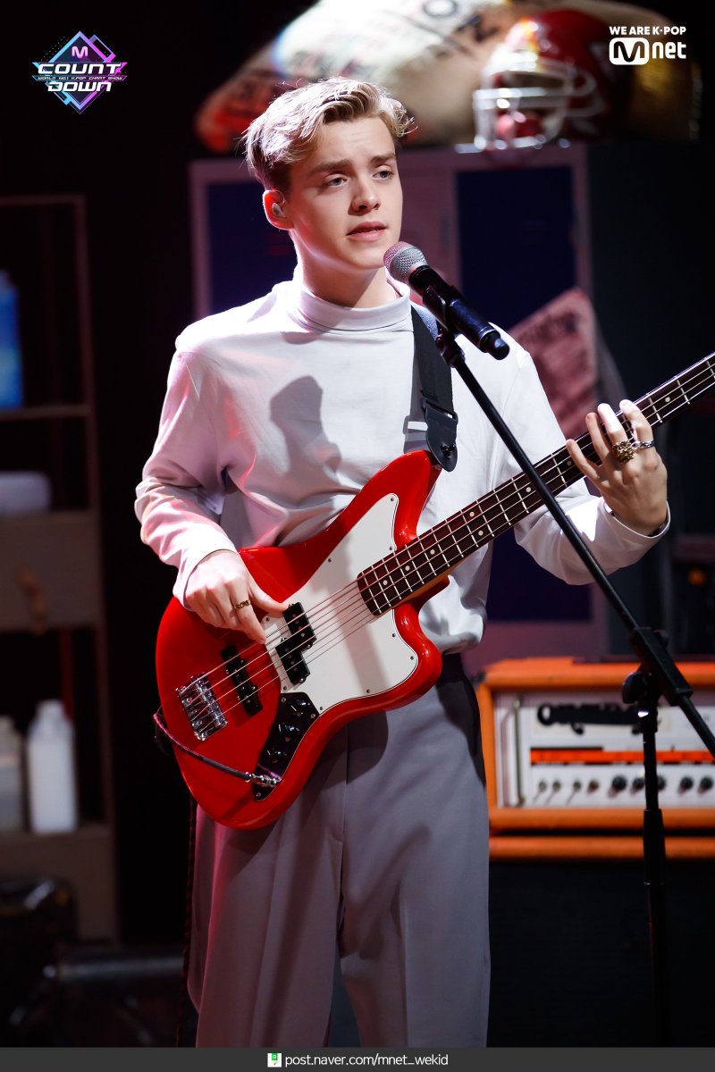 M COUNTDOWN tweet media