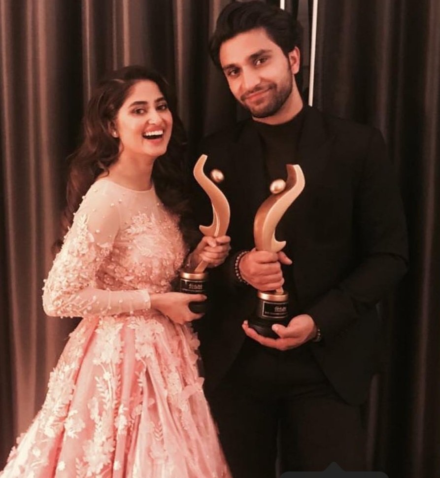 sarahhussain89's tweet photo. You and I ❤We're a team🥰 A Pretty Damn Awesome Team 👸🤴 #BestJodi #humawards2018 #ITA2019 #sahad #ashdeep @Ashisinghh @irandeeprai @ahadrazamir @Iamsajalali https://t.co/YIarWdrwlR