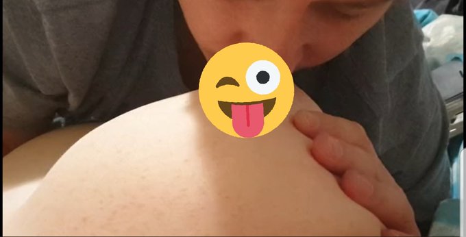 Become a fan to see todays' video😉 https://t.co/5ButeC7OII  #bbws #pornhub #twitterafterdark #modelhub<a href="/tag/bbws"class="tags">#bbws</a><a href="/tag/bbw"class="tags"><span>#bbw</span></a><a href="/tag/pornhub"class="tags"><span>#pornhub</span></a><a href="/tag/twitterafterdark"class="tags"><span>#twitterafterdark</span></a><a href="/tag/modelhub"class="tags"><span>#modelhub</span></a>