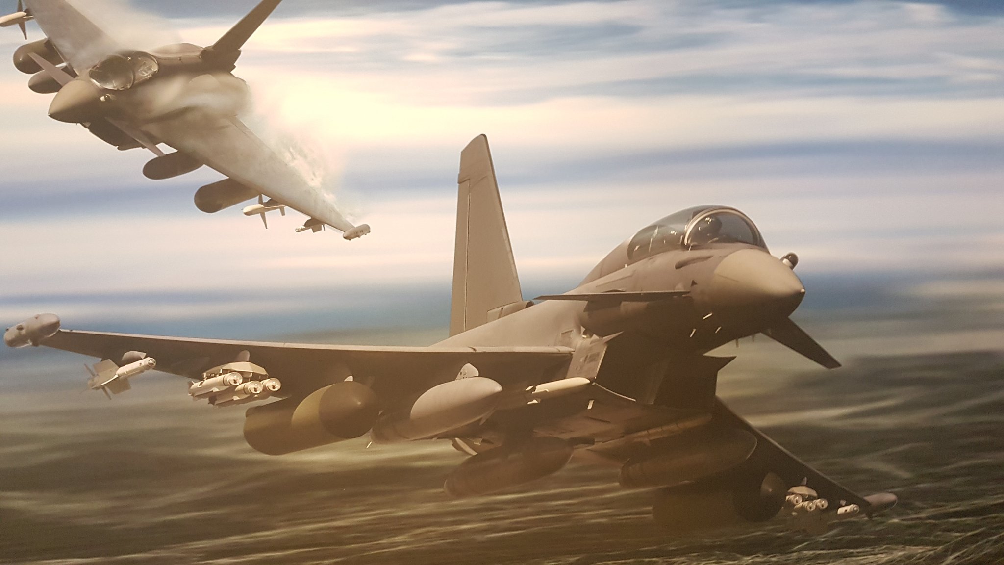 EJJsplPXUAAGy5k.jpg:large